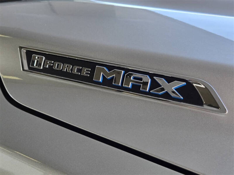 2024 Toyota Sequoia Capstone