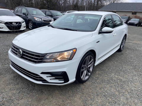 2017 Volkswagen Passat 1.8T R-Line
