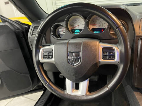 2012 Dodge Challenger SXT