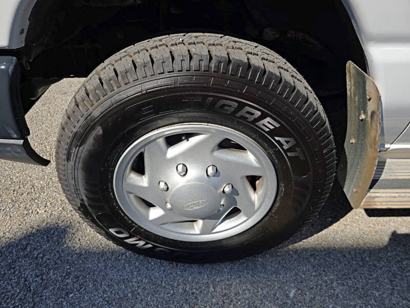 2013 Ford E-Series E-350 SD