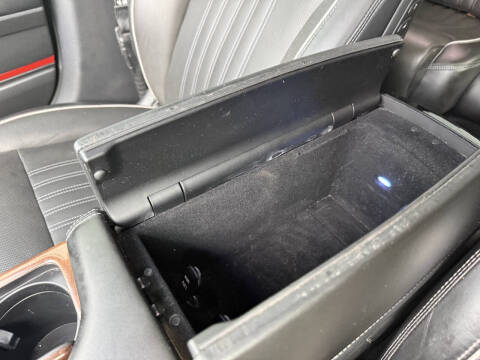 2017 Genesis G90 5.0 Ultimate