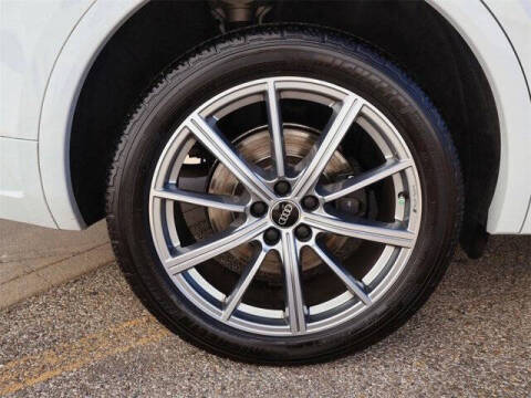 2022 Audi SQ5 3.0T quattro Premium Plus