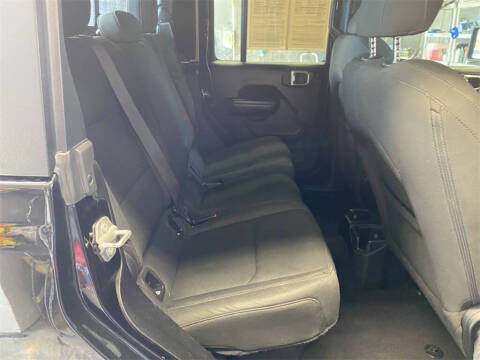 2021 Jeep Gladiator Willys