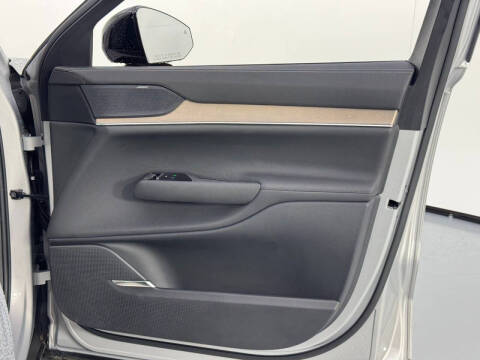 2025 Volvo EX90 Twin Plus 7P