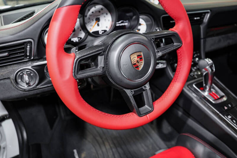2018 Porsche 911 GT2 RS