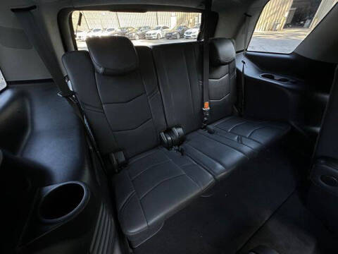 2019 Cadillac Escalade Standard