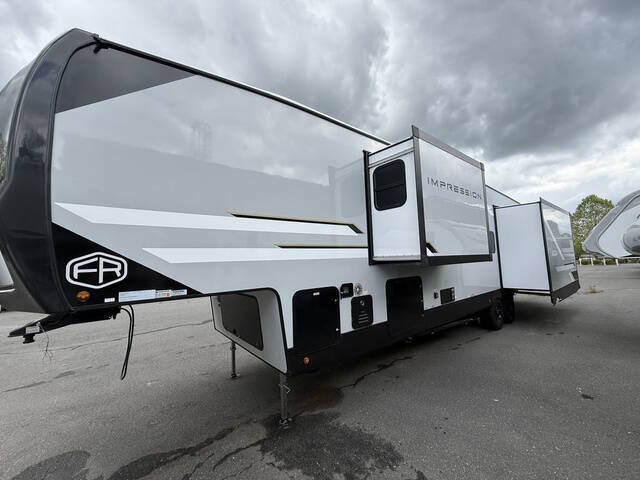 2025 Forest River Impression 360MYR