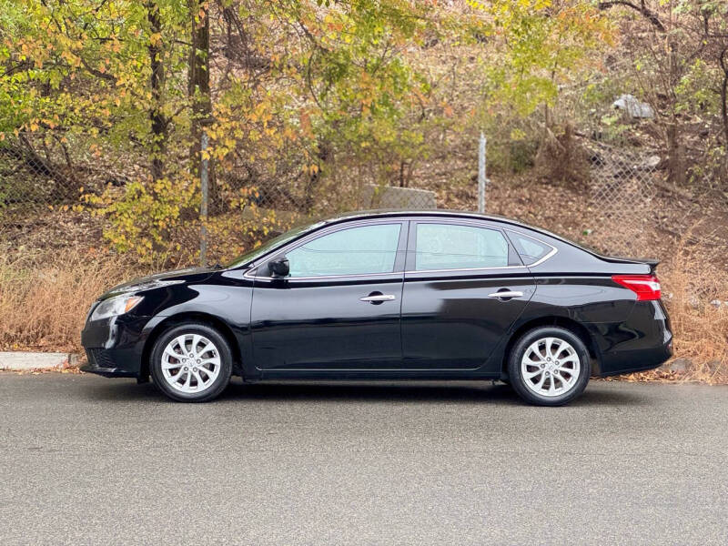 2017 Nissan Sentra S photo 5