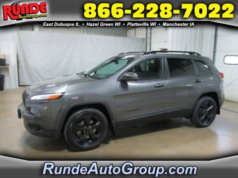 2018 Jeep Cherokee for sale at Runde PreDriven in Hazel Green WI
