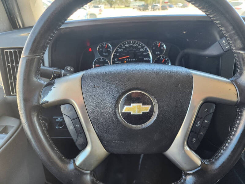 2017 Chevrolet Express 2500