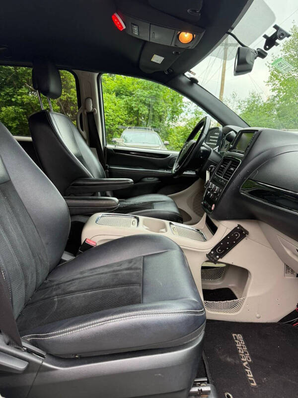 2017 Dodge Grand Caravan SXT