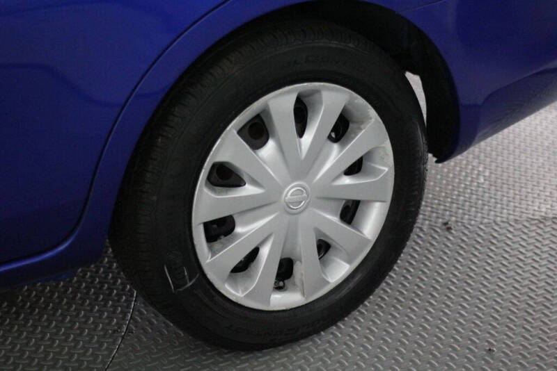2013 Nissan Versa 1.6 SV