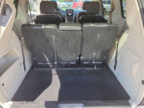 2014 Chrysler Town and Country Touring