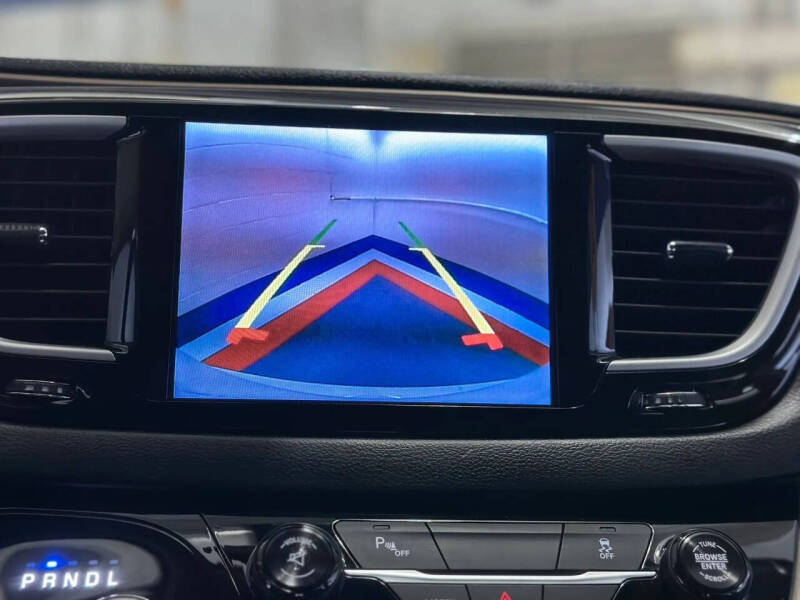2017 Chrysler Pacifica