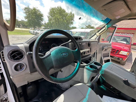 2013 Ford E-Series E-350 SD