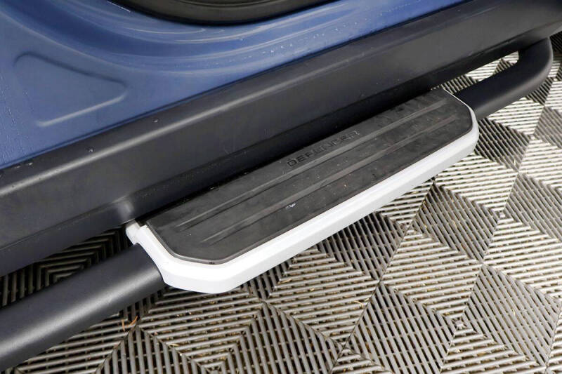 2023 Land Rover Defender 90 S