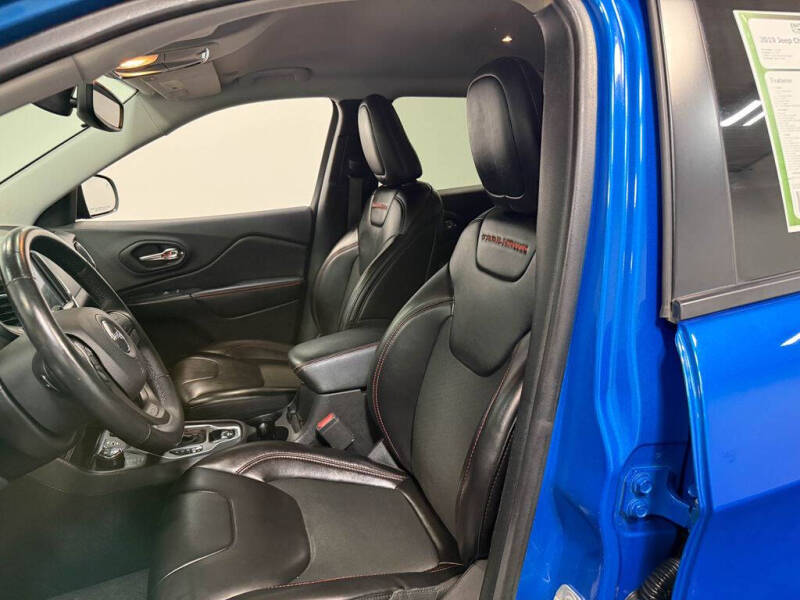 2019 Jeep Cherokee Trailhawk