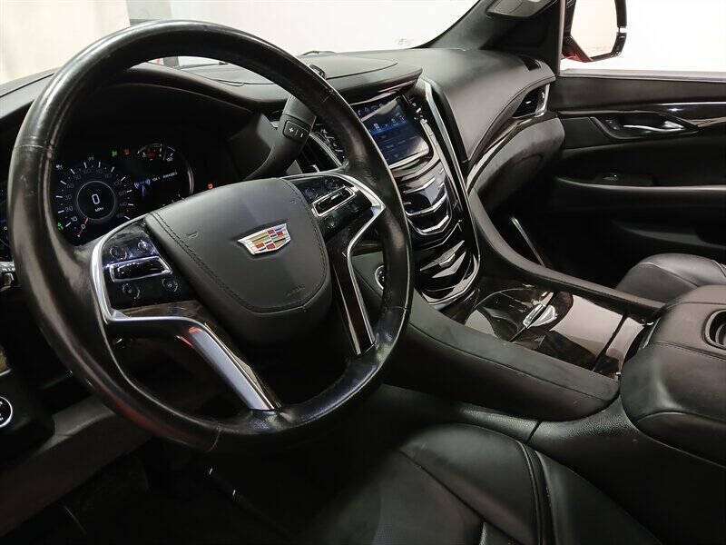 2016 Cadillac Escalade Platinum