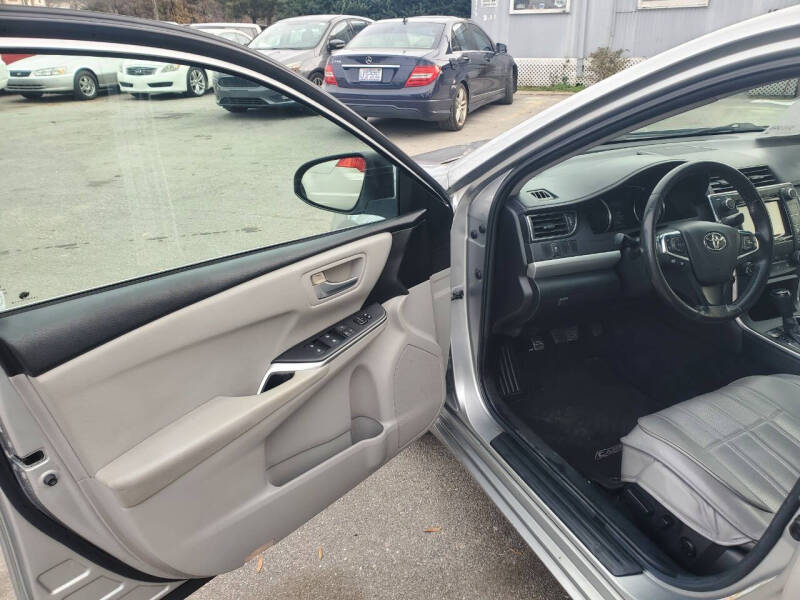 2015 Toyota Camry SE