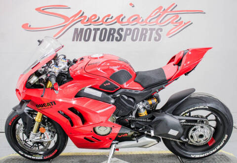 2023 Ducati Panigale V4 S