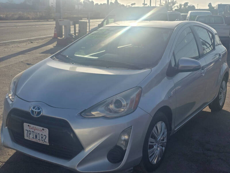 2015 Toyota Prius c Two