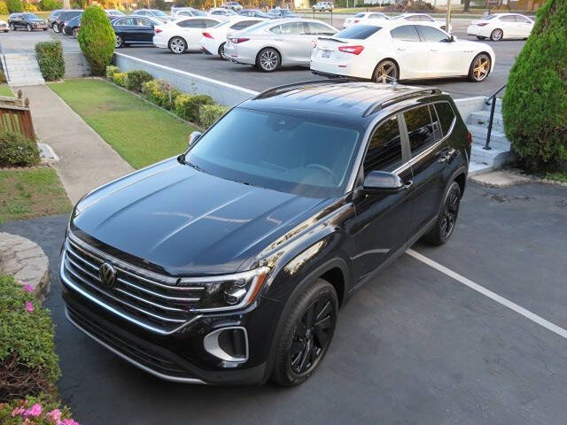 2024 Volkswagen Atlas SE
