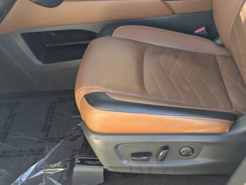 2024 Nissan Pathfinder Platinum