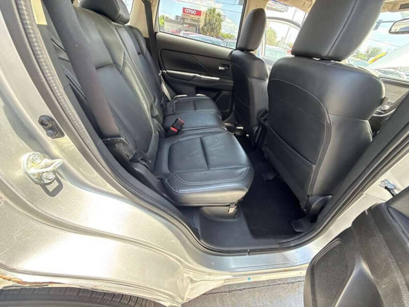 2020 Mitsubishi Outlander SEL