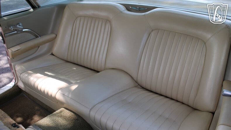 1962 Ford Thunderbird