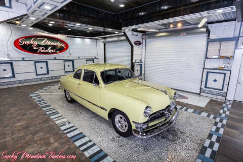 1950 Ford Custom Deluxe