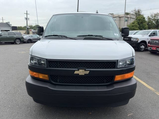 2023 Chevrolet Express 2500