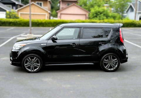 2016 Kia Soul +
