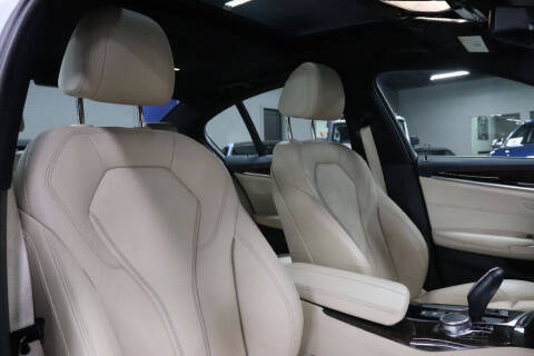 2019 BMW 5 Series 540i