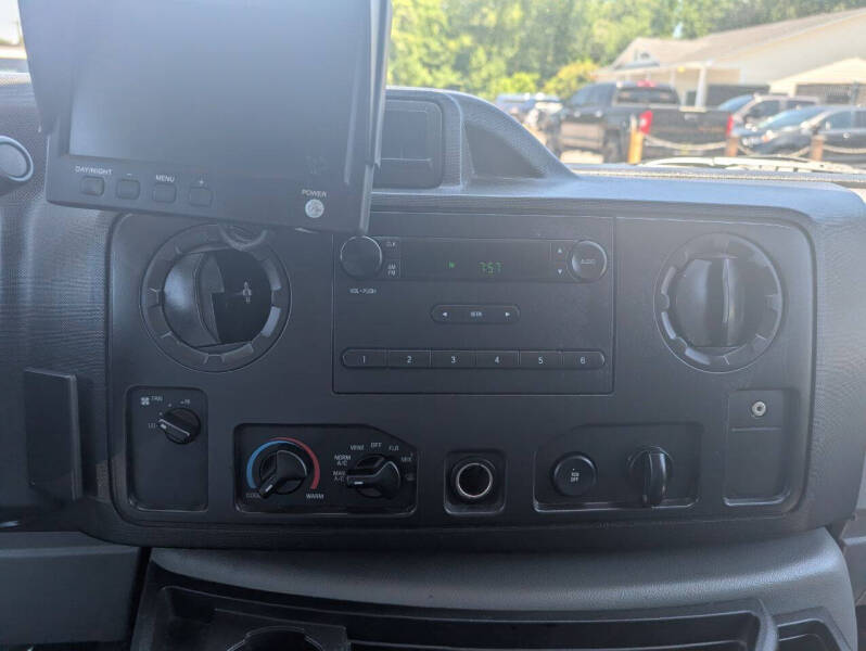 2014 Ford E-Series E-150