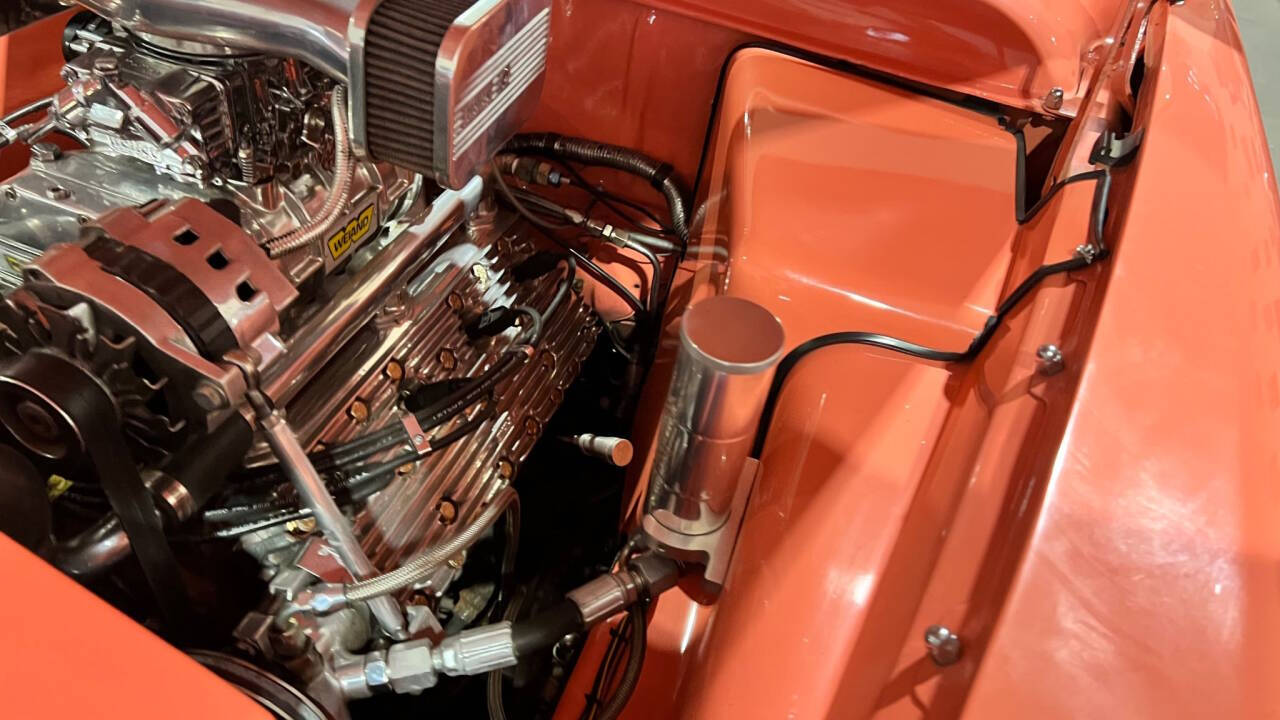1951 Ford Crown Victoria 37
