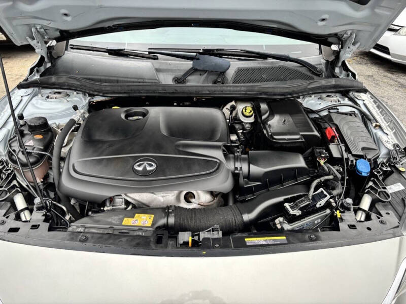 2018 Infiniti QX30 Premium