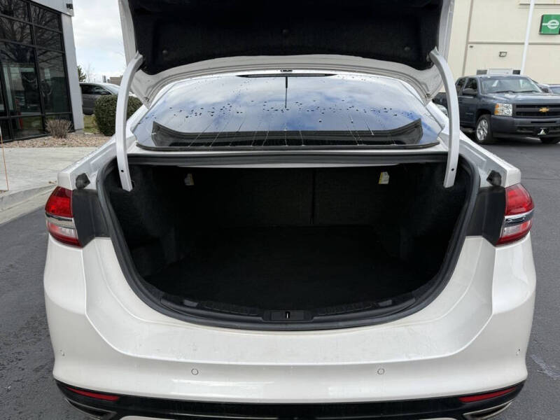 2017 Ford Fusion Platinum