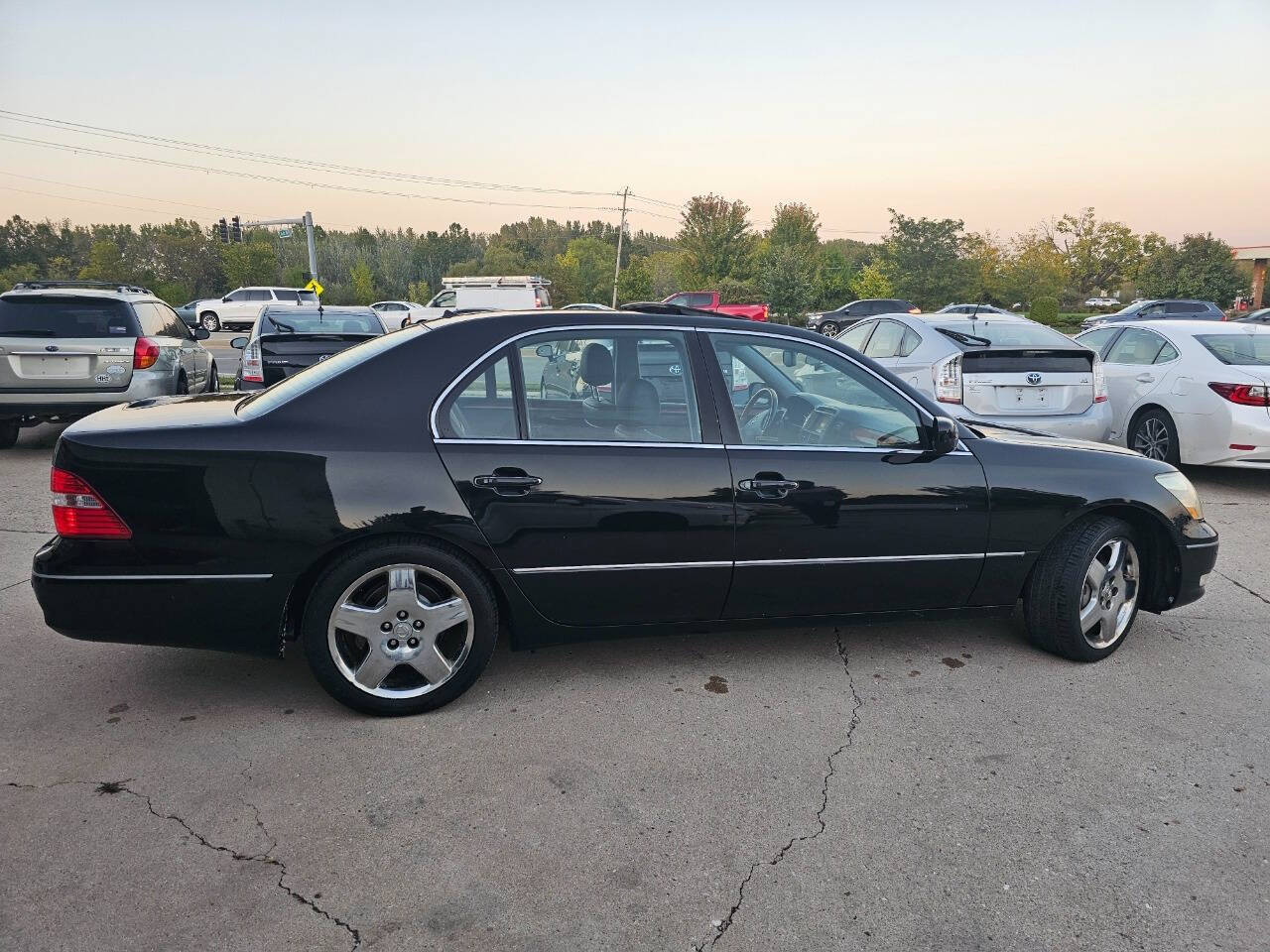 2005 Lexus LS 430 for sale at Quantum Auto Co in Plainfield, IL