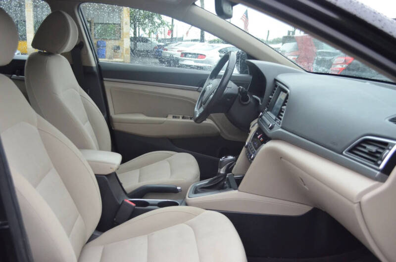 2017 Hyundai Elantra Value Edition