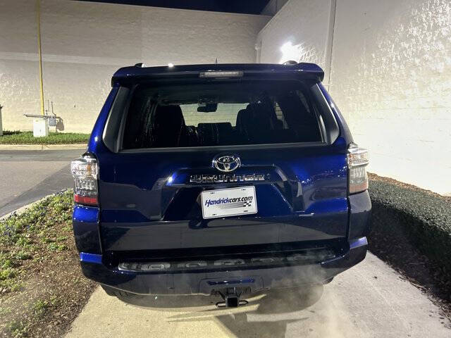 2022 Toyota 4Runner SR5