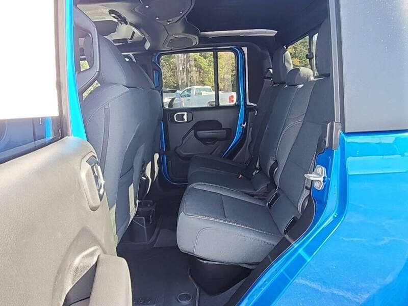 2026 Jeep Gladiator Willys