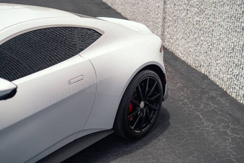 2019 Aston Martin Vantage