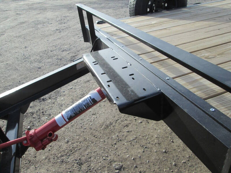 2023 HULL PORTER 20 FT TILT DECK