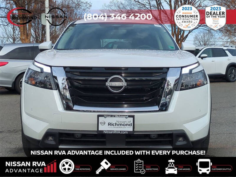 2025 Nissan Pathfinder SL