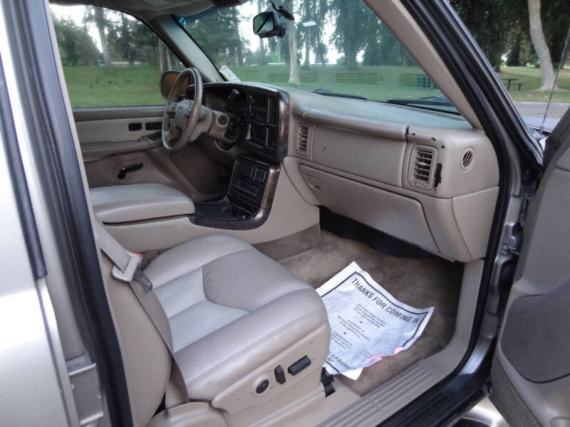 2003 GMC Yukon Denali
