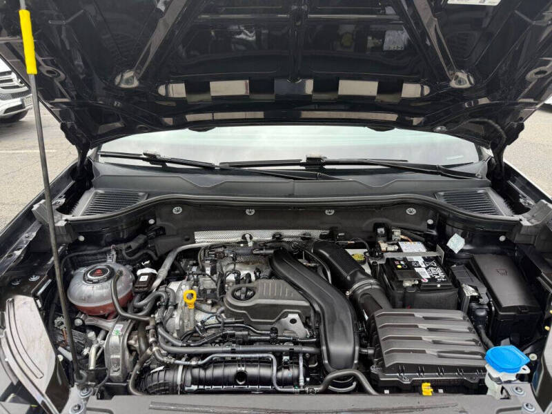 2024 Volkswagen Taos SE