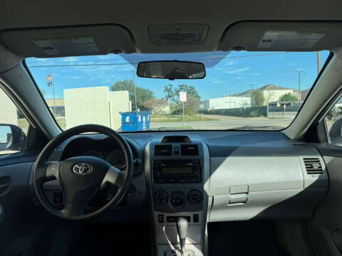 2012 Toyota Corolla LE