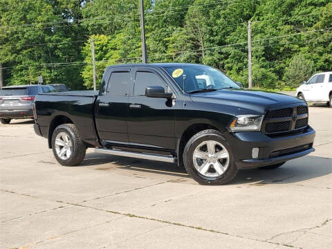 2014 RAM 1500 for sale at Betten Baker Preowned Center in Twin Lake MI