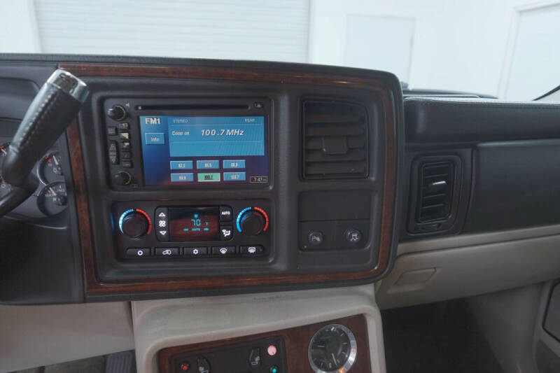 2005 Cadillac Escalade ESV Platinum Edition