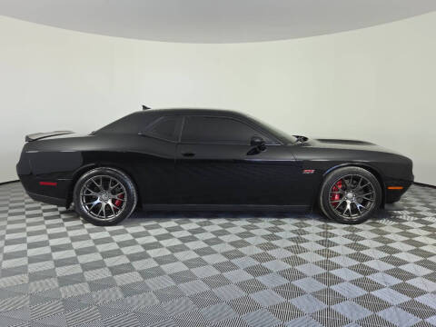 2016 Dodge Challenger SRT 392